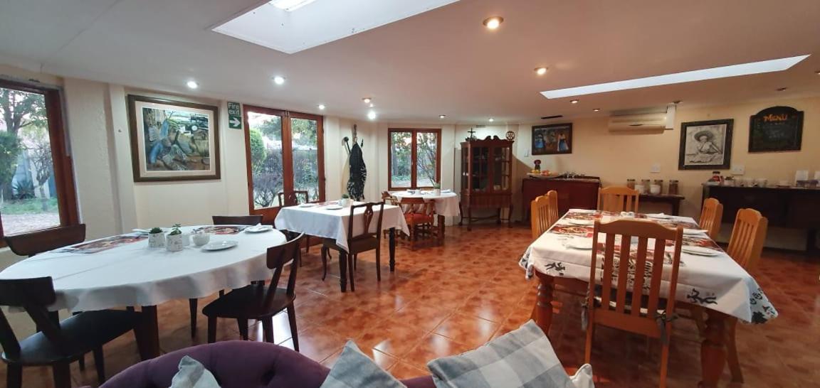 Chez Nous Bed And Breakfast & Self Catering 던디 외부 사진